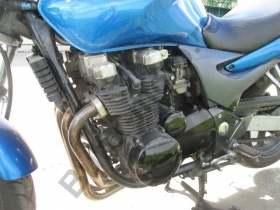 Мотоцикл Kawasaki ZR-7, 750cc (1999) 